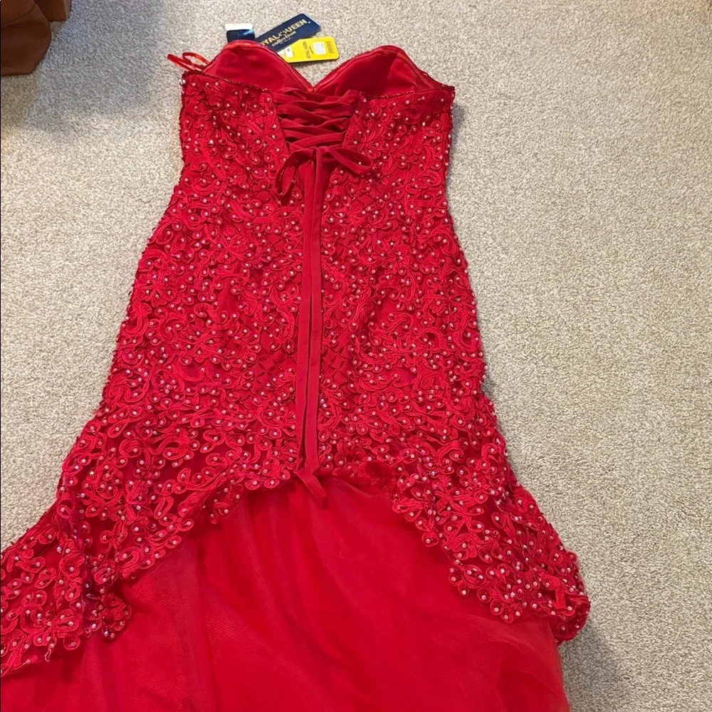 Elegant Red Strapless Gown - Picture 6 of 10